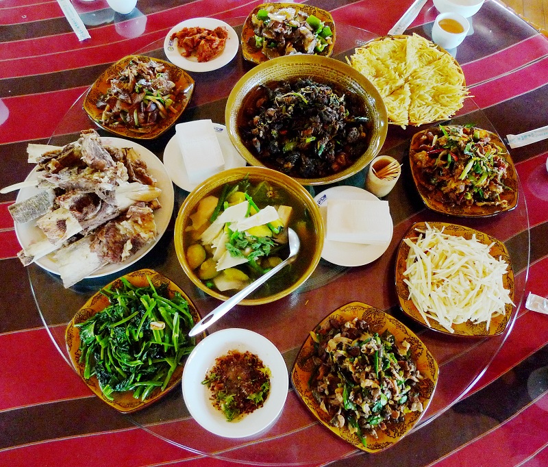 《佤山美食》田冰 (单位不详).jpg